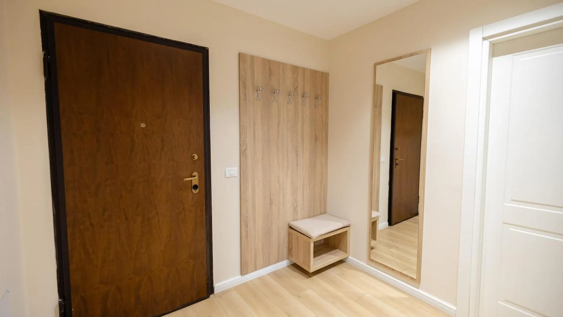 Luxury Center Observatori Apartment Tirana