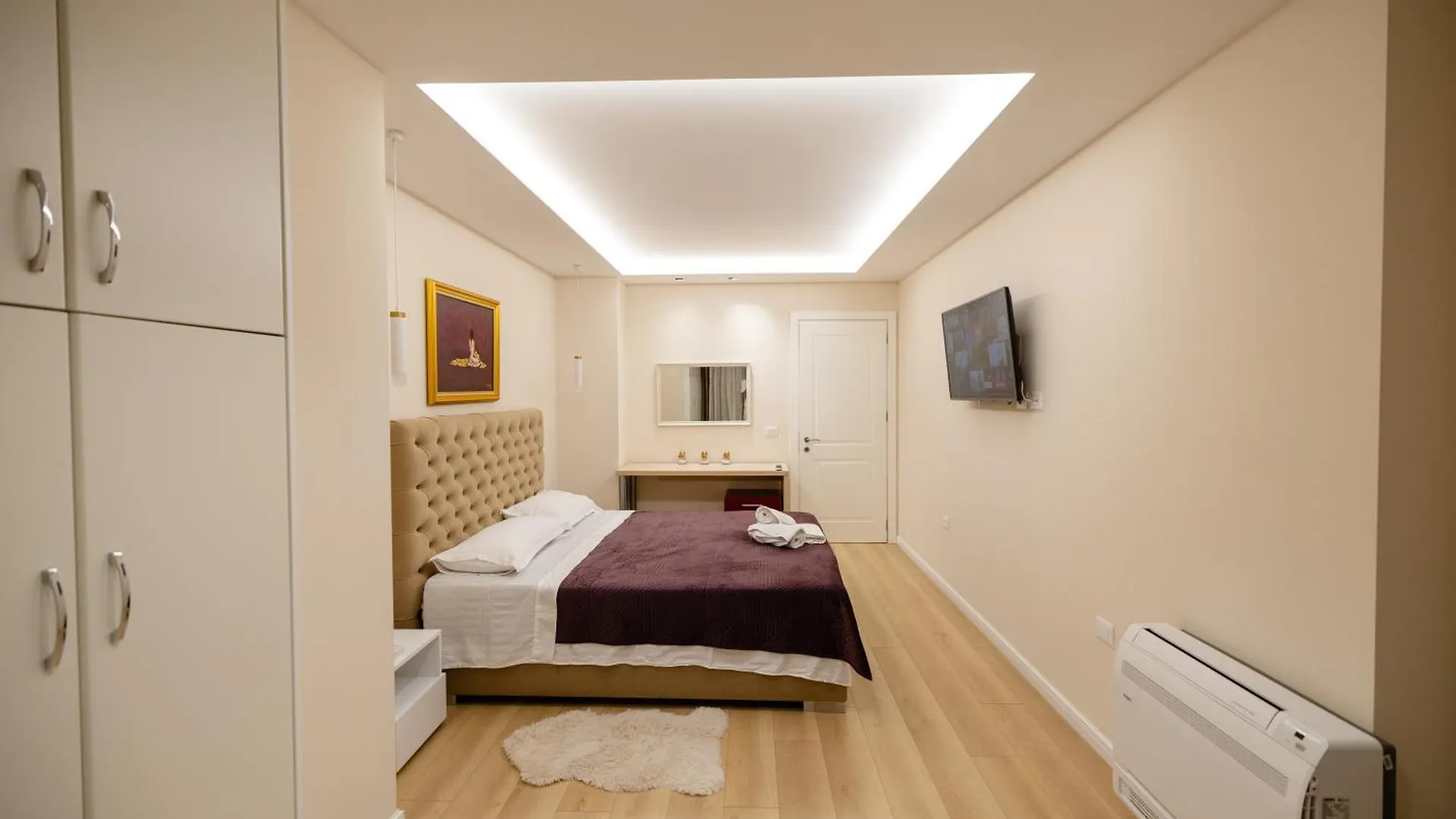 Luxury Center Observatori Apartment Tirana Albania